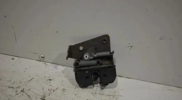 BMW 5 F10 F11 Seat back rest lock catch 7112864