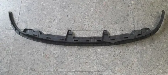 Volkswagen Golf VI Front bumper lip 