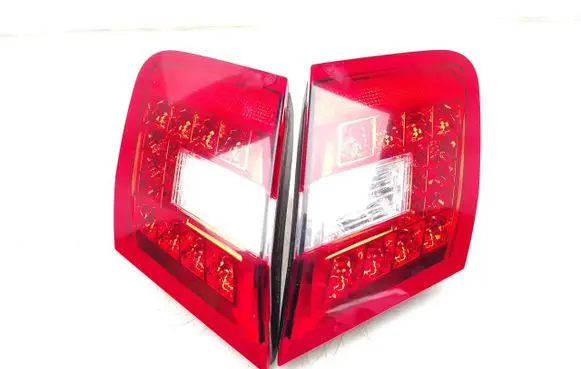 Mercedes-Benz E W212 Tailgate rear/tail lights A2129060258 A2129060358
