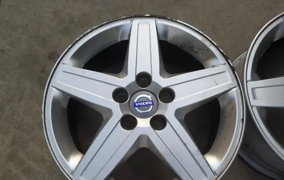 Volvo V50 R16 alloy rim 30671413