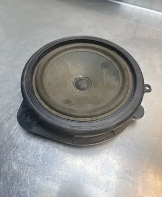 Audi A3 S3 8P Front door speaker 8P0035411 7606500214