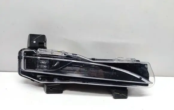 Tesla Model S Front fog light P164924800C