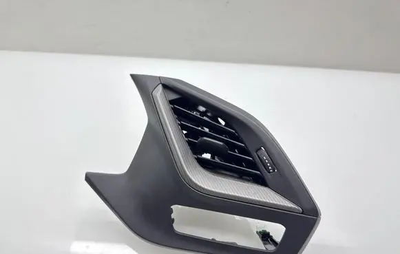 BMW 1 F40 Dashboard side air vent grill/cover trim 6823190 19050710