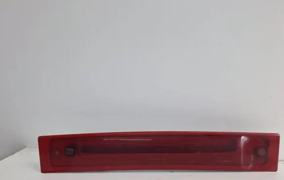 Volvo XC90 Third/center stoplight
