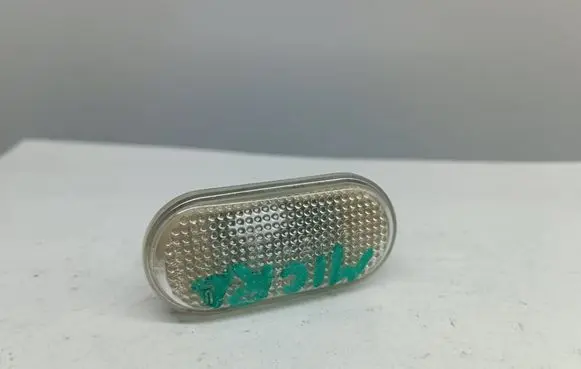 Nissan Micra Front fender indicator light 26160AX001