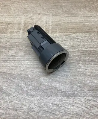 Toyota RAV 4 (XA30) Engine start stop button switch 15A854 2842ATMIMB1 15A8544