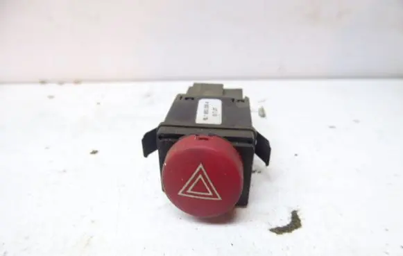 Seat Ibiza III (6L) Hazard light switch 6L1953235A