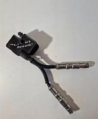 High voltage ignition coil