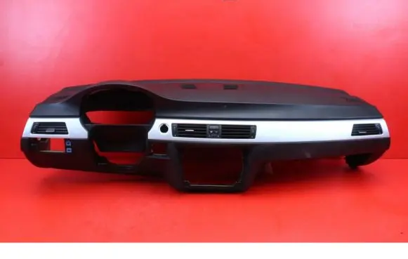 BMW X3 E83 Dashboard