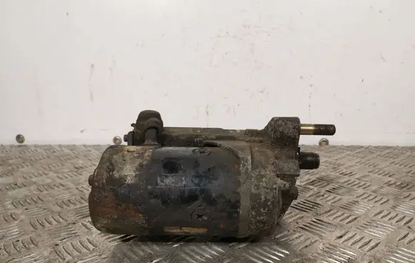 Toyota Land Cruiser (HDJ90) Starter motor 2810067070