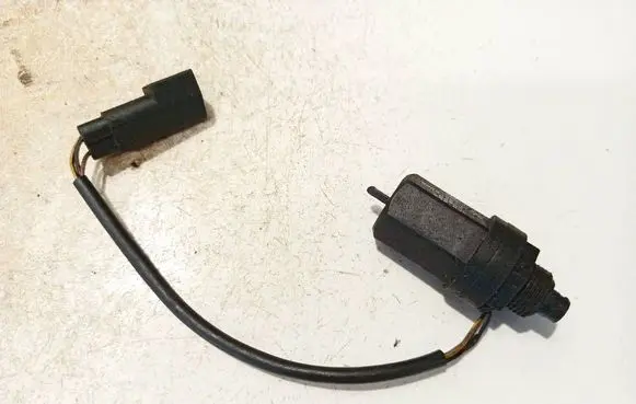 Ford Mondeo MK I Speed sensor (speedometer sensor) 90bb9e731cc 90bb-9e731-cc