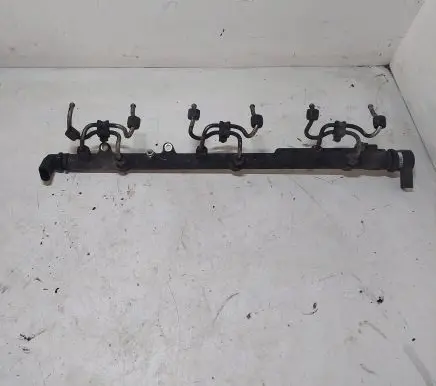 BMW 5 E60 E61 Fuel main line pipe 7788679