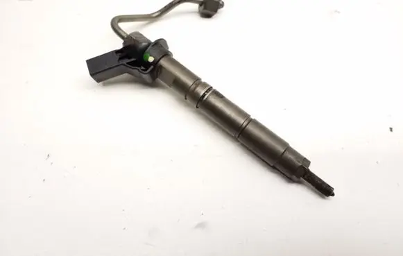Mercedes-Benz ML W164 Fuel injector A6420700587