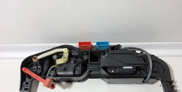 Audi A6 S6 C4 4A Air flap motor/actuator 4A0820137