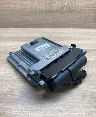 Audi A4 S4 B6 8E 8H Engine control unit/module ECU 03G906016LR 0281013888