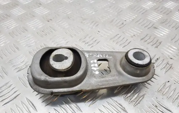 Nissan X-Trail T32 Gearbox mount 112383734R