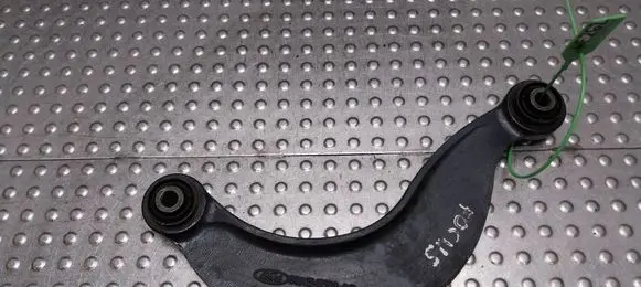 Rear control arm