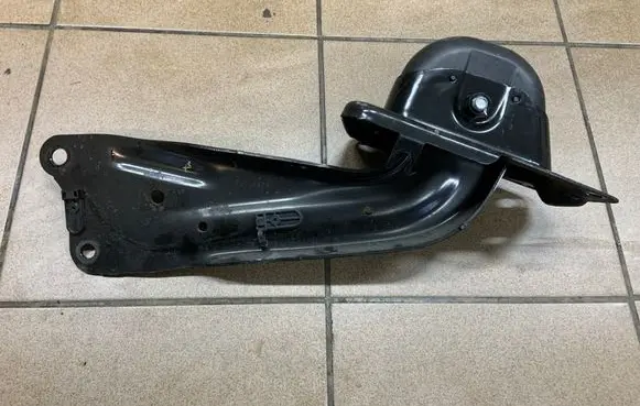 Audi A3 S3 8V Rear upper control arm/wishbone 5Q0505225C