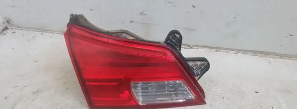 Subaru Legacy Tailgate rear/tail lights 13220072