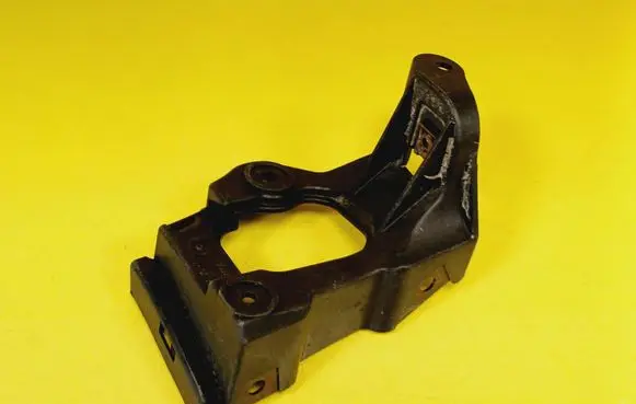 Audi A6 S6 C5 4B Front bumper mounting bracket 4B0853922A