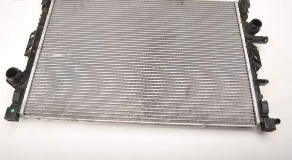 Volvo V40 Coolant radiator 