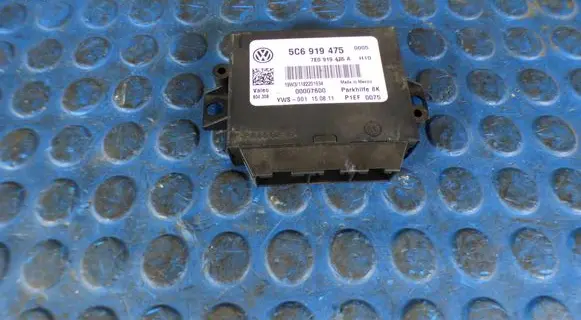Volkswagen Jetta VI Parking PDC control unit/module CART5C6919475 5C6919475 7E0919475A