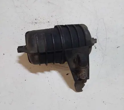 BMW 5 E39 Vacuum air tank 11652247620