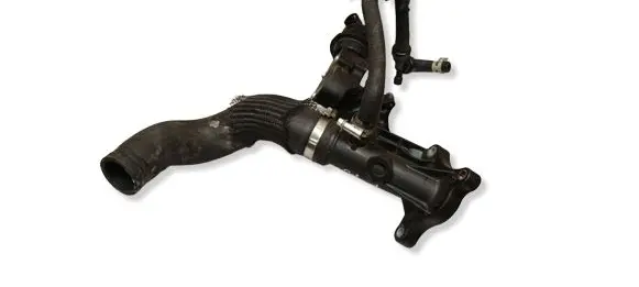 Nissan Qashqai Thermostat/thermostat housing 110600686R