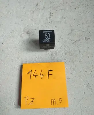Volkswagen Golf IV Other relay 141951253B
