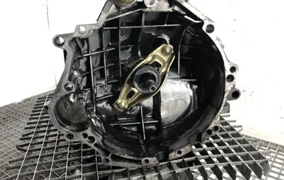 Audi A6 S6 C6 4F Manual 5 speed gearbox GYX