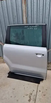 Rear door