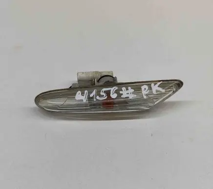 BMW 1 E81 E87 Front fender indicator light 7253325