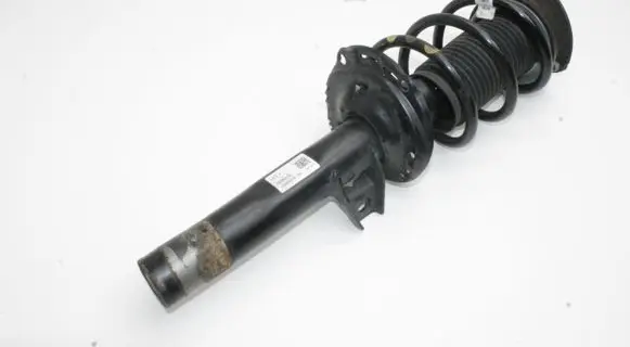 Audi Q3 F3 Front shock absorber/damper 5QF413031CR
