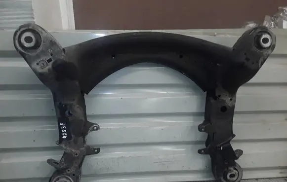 Audi A6 S6 C6 4F Front subframe 