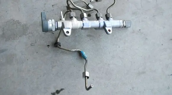 Mini One - Cooper F56 F55 Fuel pressure sensor 116KM