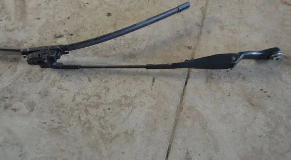 Mercedes-Benz E W211 Windshield/front glass wiper blade W211LLFS