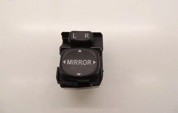 Toyota Corolla E120 E130 Wing mirror switch 183574 D171