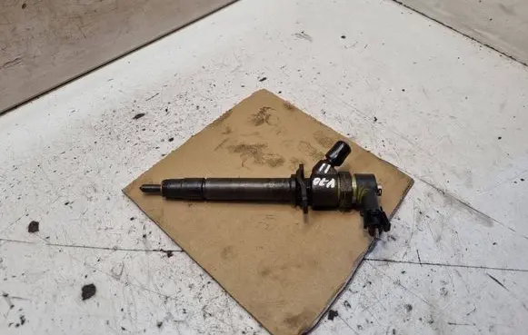 Fuel injector