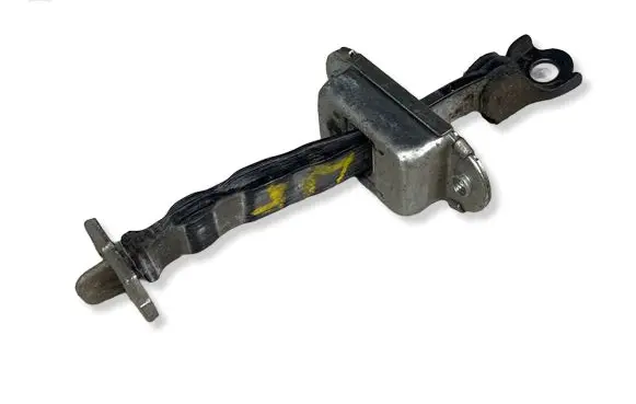 Nissan Juke I F15 Rear door check strap stopper