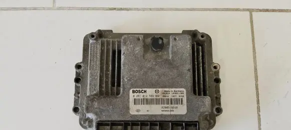Suzuki Grand Vitara II Engine control unit/module 8200518648 8200561686 0281012569
