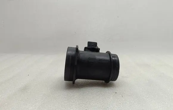 Audi A6 S6 C6 4F Mass air flow meter PBTGF40