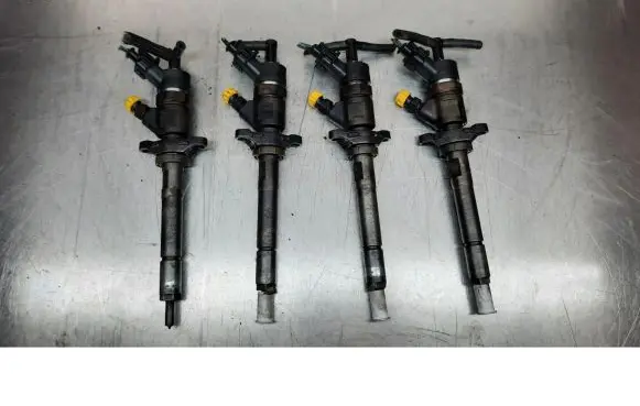 Ford Focus C-MAX Fuel injectors set 