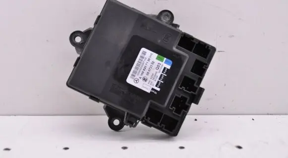 Mercedes-Benz B W245 Door control unit/module A1698207126