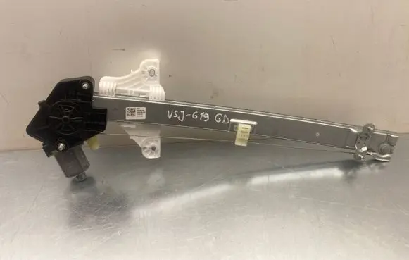 Hyundai Kona II Rear door window regulator with motor 83402BE000