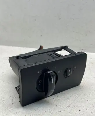 Ford Mondeo Mk III Light switch 1S7T13A024BB 010131C 04052711