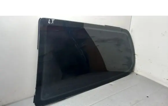 Volkswagen Polo III 6N 6N2 6NF Rear side window