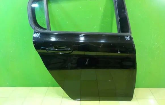 Peugeot 308 Rear door XP183