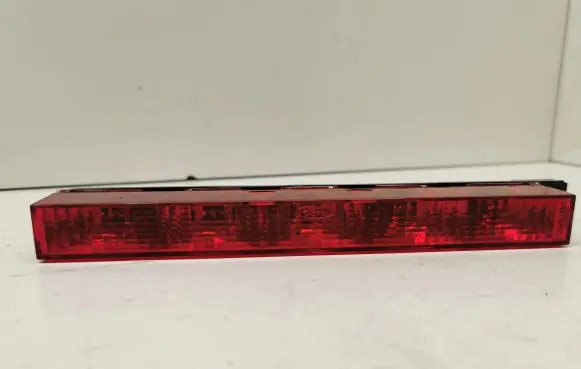 Ford Mondeo Mk III Third/center stoplight 1S7113A613AE