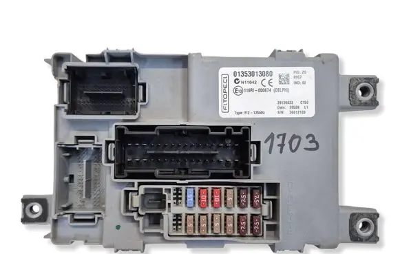 Peugeot Bipper Fuse module 01353013080 28130632 116RI000674
