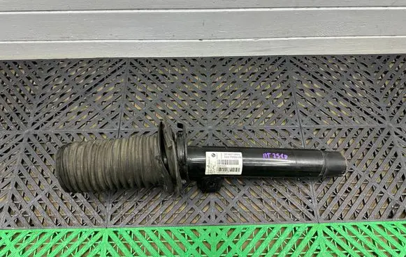 BMW 3 F30 F35 F31 Front shock absorber/damper 6873808 17B018GD0194